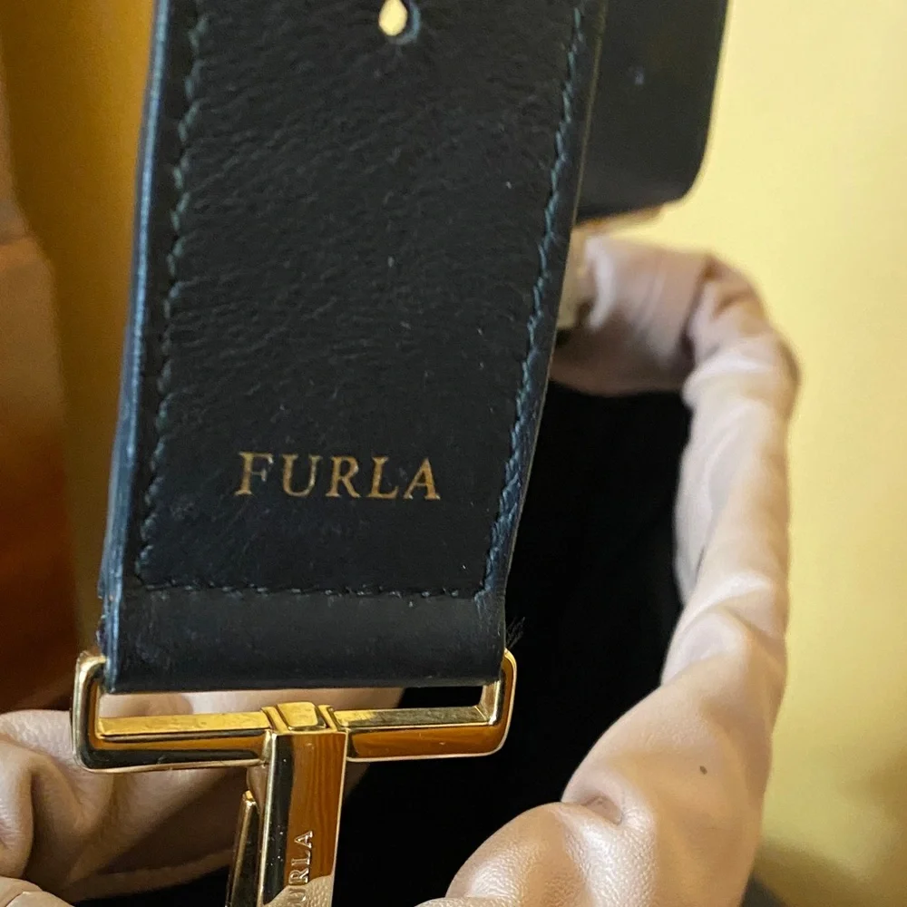 Furla Quilted Pink and Black Shoulder Bag🎄 - Picture 8 of 12